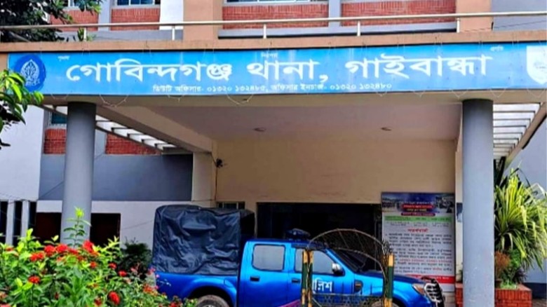চোর সন্দেহে তিনজনকে পিটিয়ে হত্যা