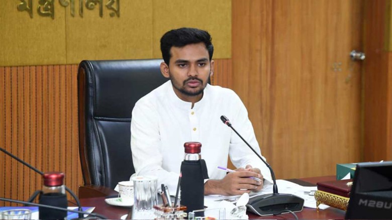 ঢাকা-১০ আসনের ভোটার হচ্ছেন উপদেষ্টা আসিফ মাহমুদ