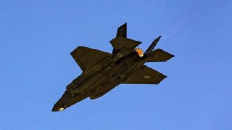 সিরিয়ায় আইএসের একাধিক ঘাঁটিতে ব্যাপক মার্কিন হামলা