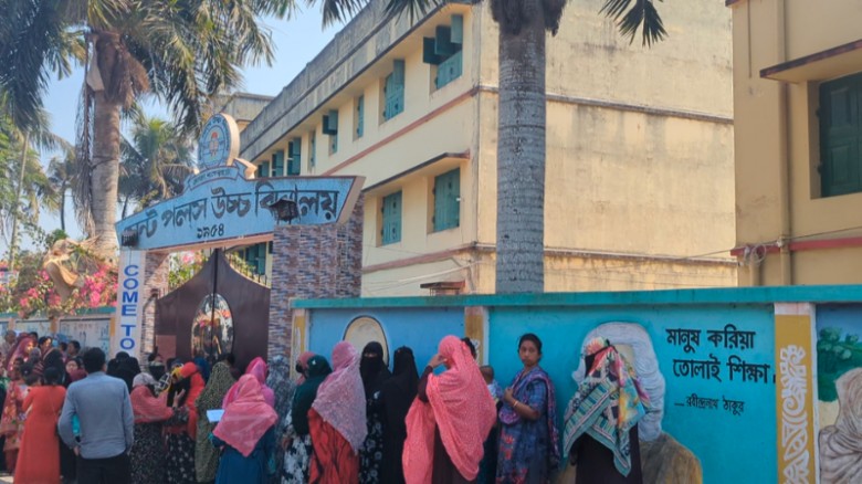 মোংলার অধিকাংশ ভোটকেন্দ্রই ঝুঁকিপূর্ণ: কড়া নিরাপত্তার চাদরে ঢাকা থাকবে কেন্দ্রগুলো