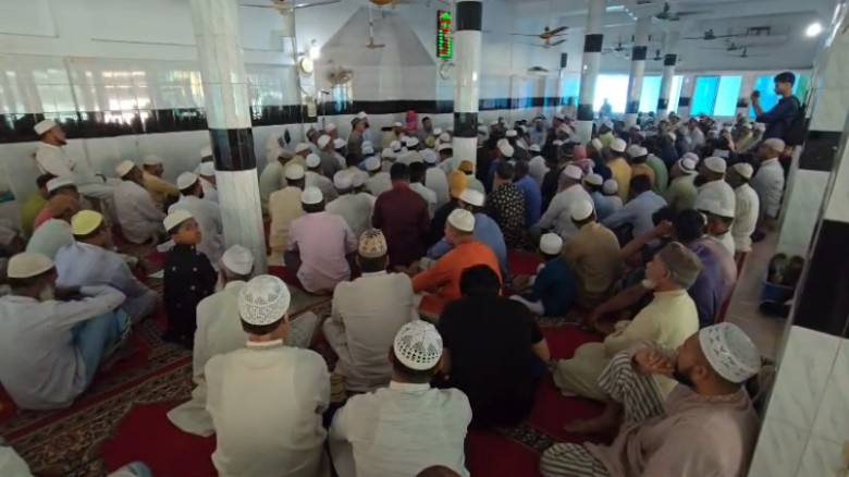 বিজয়ের পর ফেনীতে দোয়া ও মোনাজাত: খালেদা জিয়ার আত্মার মাগফিরাত কামনা