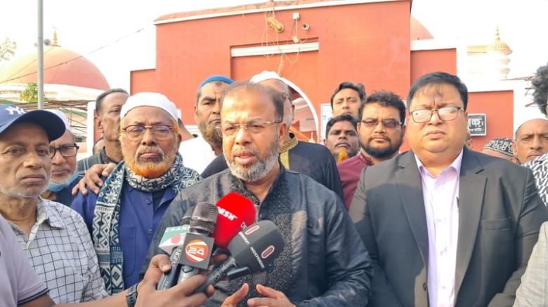 “রাজনৈতিক কারণে কেউ হয়রানি হোক তা চাই না”: পরিবেশ প্রতিমন্ত্রী ড. ফরিদুল ইসলাম