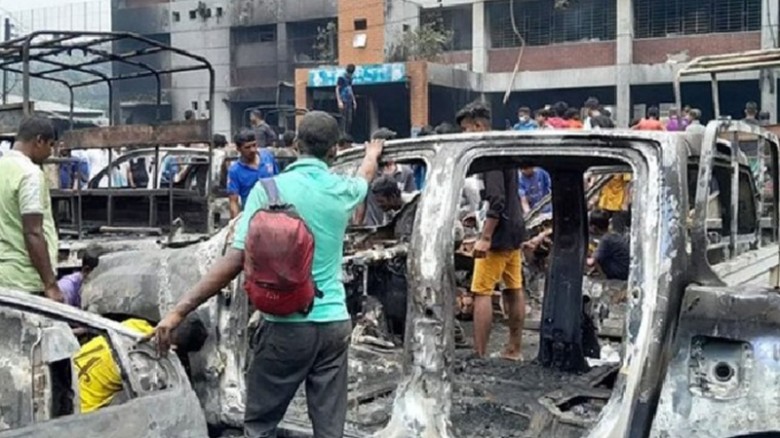 পুলিশ হত্যা ও স্থাপনায় হামলার পূর্ণাঙ্গ তদন্তের নির্দেশ: গতি পাচ্ছে স্থবির প্রক্রিয়া