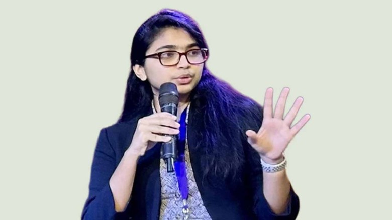 নির্বাচনী তহবিলের অনুদান ফেরত দিচ্ছেন ডা. তাসনিম জারা