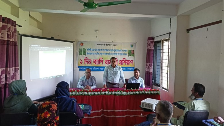 কবিরহাটে উন্নত জাতের ঘাস চাষ ও প্রাণীপুষ্টি বিষয়ক প্রশিক্ষণ অনুষ্ঠিত