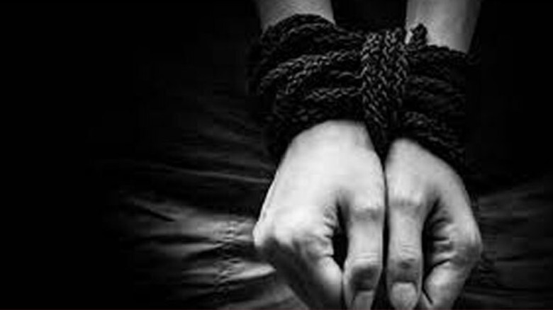 বিয়ের প্রস্তাবে রাজি না হওয়ায় স্কুলছাত্রীকে অপহরণ, ৫ দিনেও মেলেনি খোঁজ