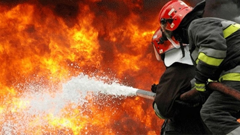 ময়মনসিংহ বিসিক শিল্প নগরীতে অগ্নিকাণ্ড: ৫ ইউনিটের চেষ্টায় আগুন নিয়ন্ত্রণ