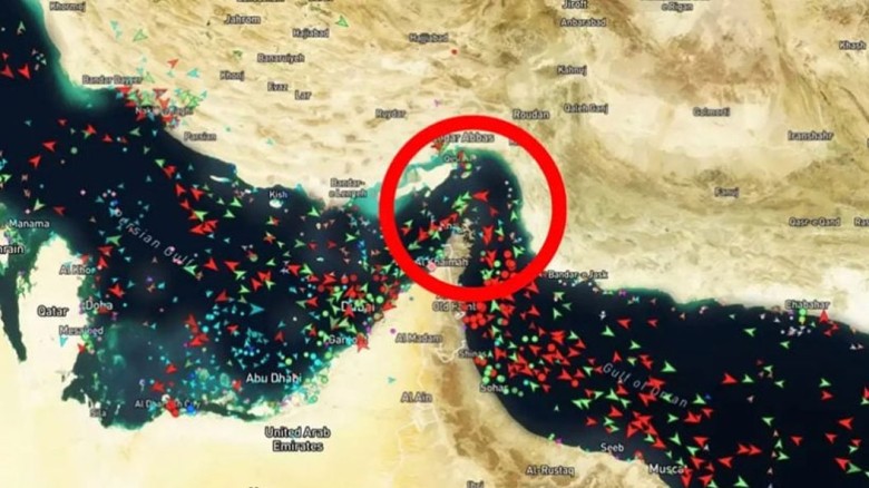 পারস্য উপসাগরের জ্বালানি: হরমুজ প্রণালি বন্ধে হুমকিতে বিশ্ব অর্থনীতি