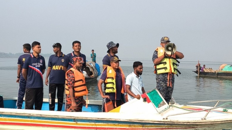 চলছে তৃতীয় দিনের উদ্ধার অভিযান: এখনো নিখোঁজ ১