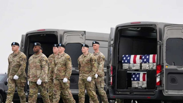 মধ্যপ্রাচ্যে আরও ১০ হাজার সেনা পাঠাচ্ছে যুক্তরাষ্ট্র