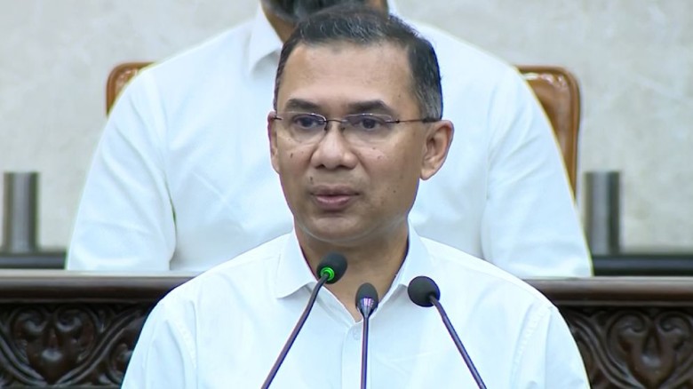 তরুণদের যারা যে খেলায় ভালো করবেন সেটিকে পেশা হিসেবে নিতে পারেন