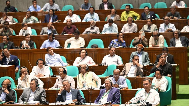 পাম্প ঘুরে তেল পাননি এমপি আনোয়ারুল