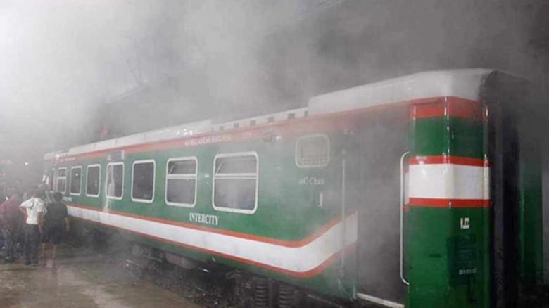 কমলগঞ্জে ট্রেন বিকল: ৩ ঘণ্টা পর রেল যোগাযোগ স্বাভাবিক