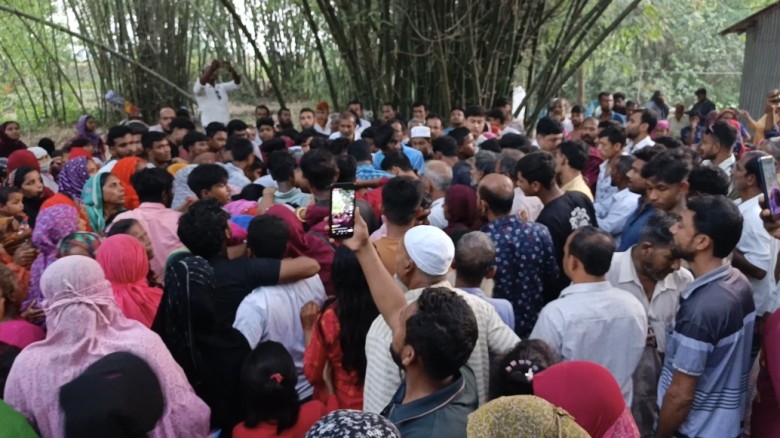 পরকীয়ার জেরে সাভারে ঝিনাইদহের চালক মহিদুলকে গলা কেটে হত্যা