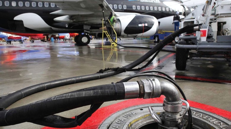 জেট ফুয়েলের দাম দ্বিগুণ, স্থবির বিশ্ব আকাশপথ