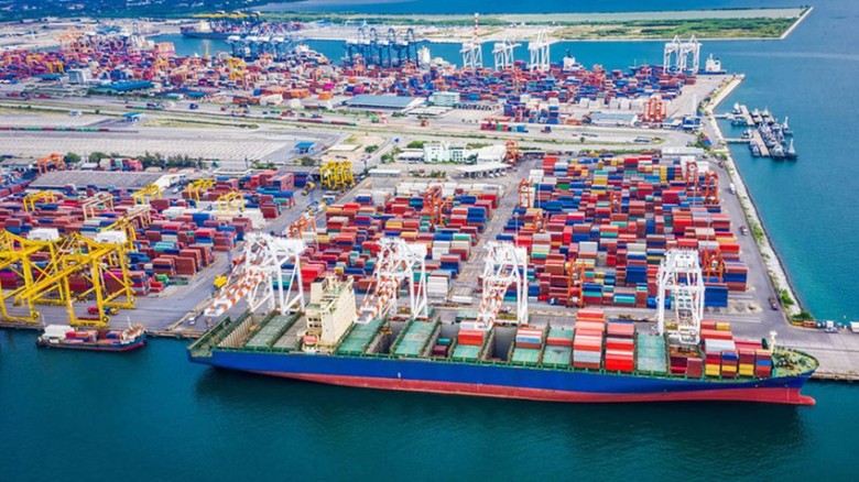 চট্টগ্রাম বন্দরে ২৭ হাজার ৩০০ টন ডিজেল নিয়ে চীনা জাহাজ