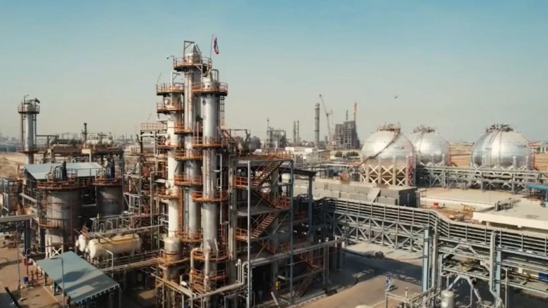 ইরানের আসালুয়েহ পেট্রোকেমিক্যাল স্থাপনায় ইসরায়েলের ভয়াবহ হামলা