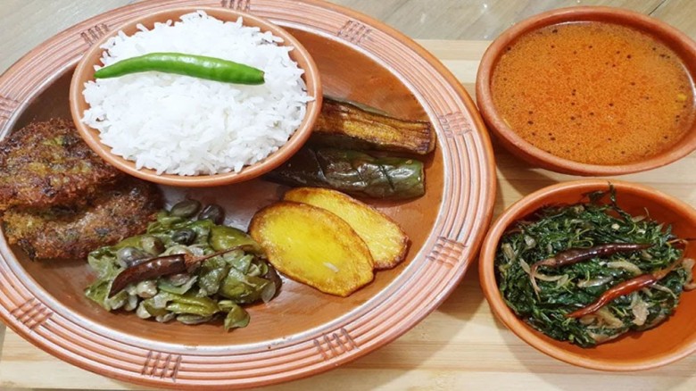 চৈত্র সংক্রান্তির ঐতিহ্যবাহী পদ: রসনায় বছর বিদায়ের প্রস্তুতি