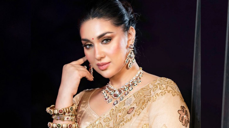 ঢালিউড এখন ডাস্টবিন ছাড়া কিছুই না: অপু বিশ্বাস