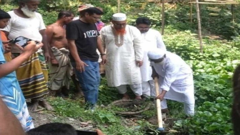 উল্লাপাড়ায় নিজস্ব উদ্যোগে উন্নয়ন বিপ্লব, মানবিকতায় উজ্জ্বল তিন গ্রাম