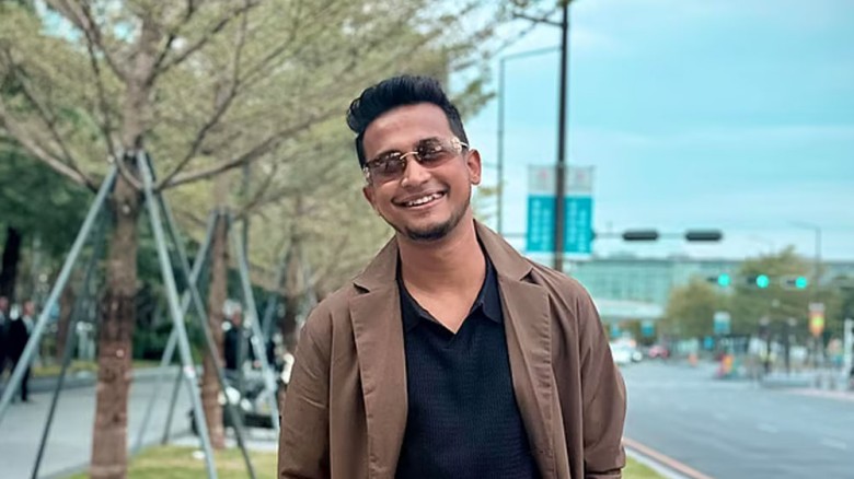 ১০ বছর আগের অপমানের ‘মিষ্টি প্রতিশোধ’ নিলেন তাসরিফ খান