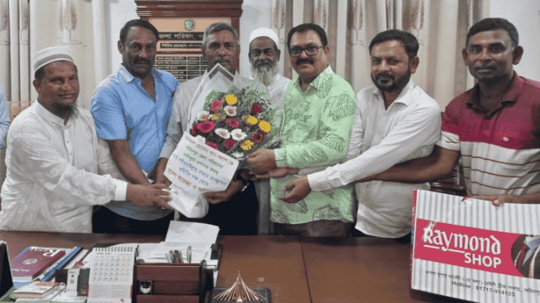 ফরিদপুর জেলা পরিষদ প্রশাসককে বাজার কমিটির শুভেচ্ছা