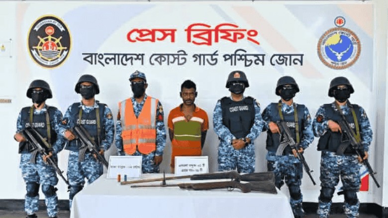 সুন্দরবনের ডাকাত বাহিনীর সদস্য আটক