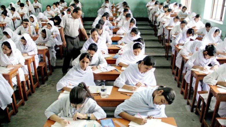 আগামী ২ জুলাই এইচএসসি পরীক্ষা শুরু, সূচি প্রকাশ