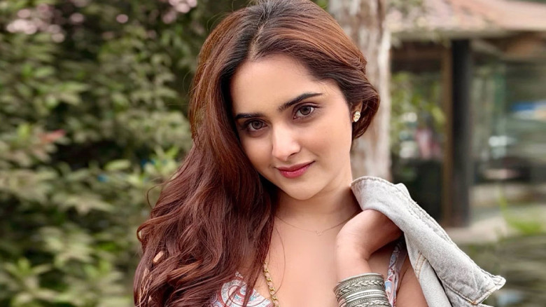 প্লাস্টিক সার্জারি নিয়ে ট্রল, সত্যটা জানালেন কেয়া পায়েল