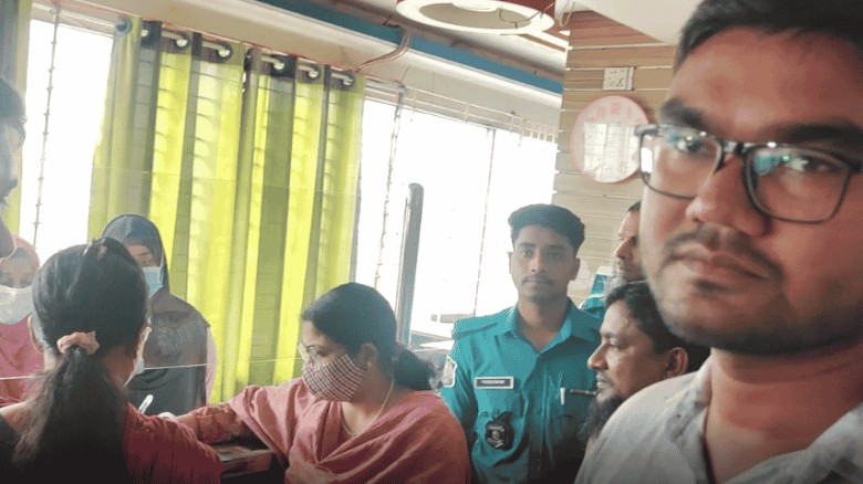 বরিশালে ডায়াগনস্টিক সেন্টারে অভিযানে জরিমানা