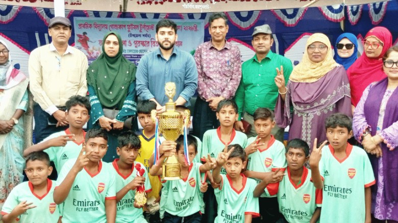পাঁচবিবিতে ফুটবল টুর্নামেন্টের পুরস্কার বিতরণ অনুষ্ঠিত