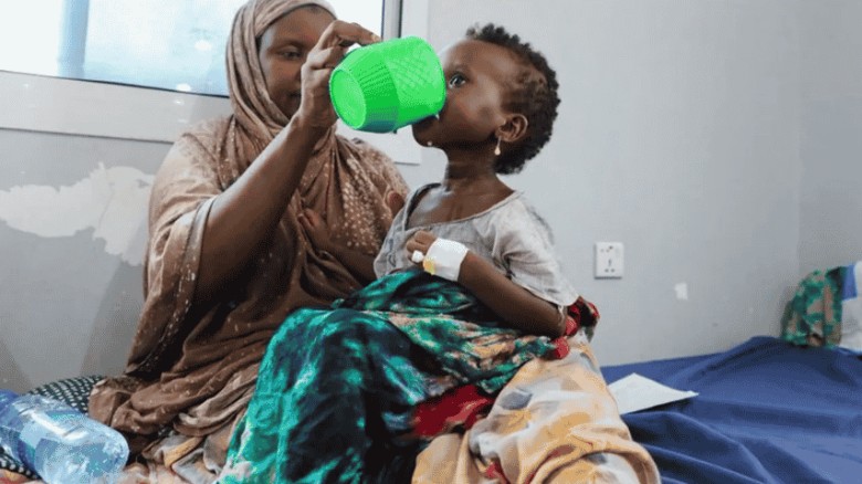 সোমালিয়ায় অনাহারে ৫ লাখ শিশু: চরম মানবিক বিপর্যয়