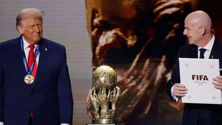 ট্রাম্পের ফিফা শান্তি পুরস্কার নিয়ে বিতর্ক
