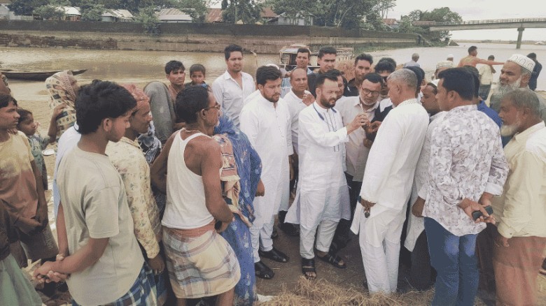 বন্যায় ক্ষতিগ্রস্ত এলাকা পরিদর্শনে এমপির প্রতিনিধি দল