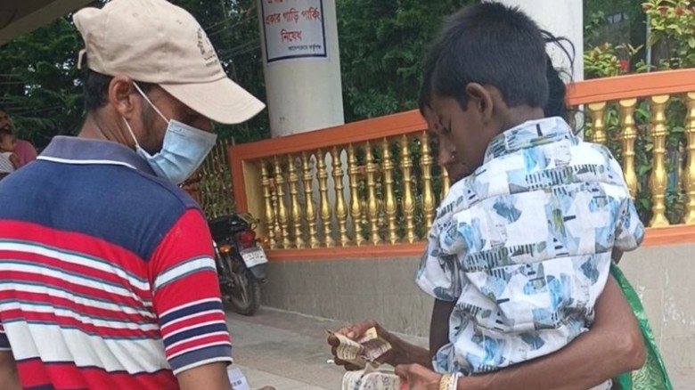 ঝিনাইদহ সদর হাসপাতালে স্টাফ-দালাল সিন্ডিকেট
