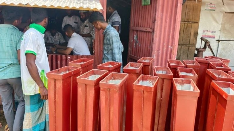 নিষেধাজ্ঞায় বরফকল খোলায় মালিকের জেল-জরিমানা