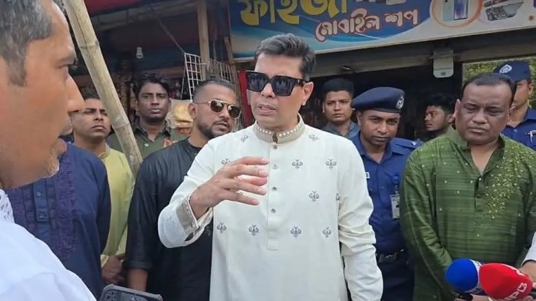 জঙ্গল সলিমপুর থেকে সন্ত্রাস নির্মূলের ঘোষণা চট্টগ্রাম পুলিশ সুপারের