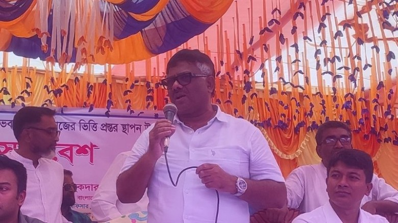 সংকট মোকাবিলায় সরকার-বিরোধী দল ঐক্যবদ্ধ: হুইপ দুলু