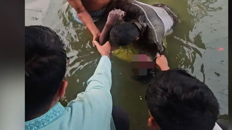 রাতভর খোঁজাখুঁজি, সকালে লেকে ভেসে উঠল দুই কিশোরের মরদেহ