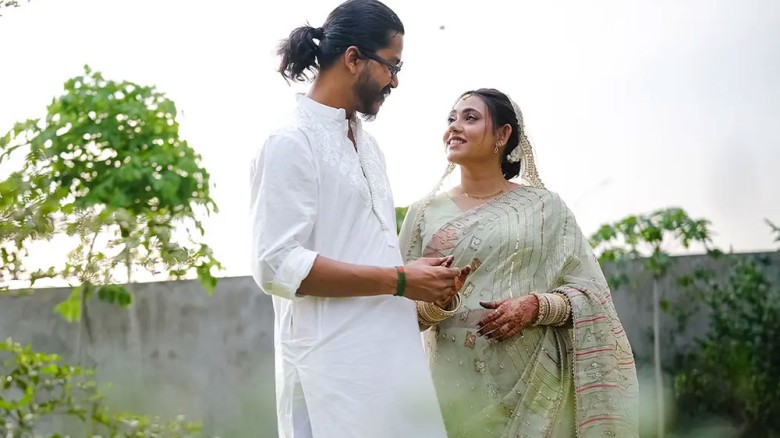 বিয়ে করলেন কার্টুনিস্ট মোরশেদ মিশু