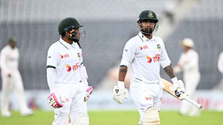 ২৪৯ রানের লিড নিয়ে মধ্যাহ্নভোজে বাংলাদেশ