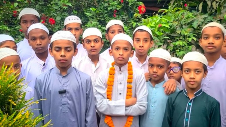 বিভাগীয় কুরআন প্রতিযোগিতায় ঘোড়াঘাটের নোমান প্রথম