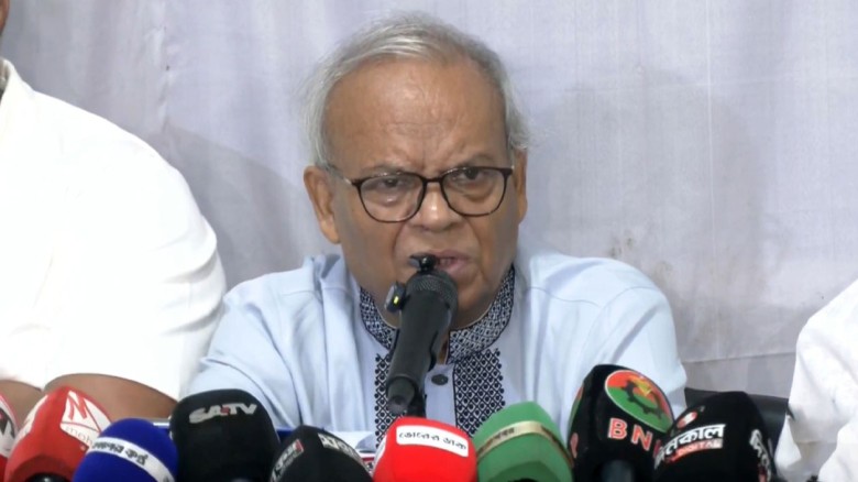 শেখ হাসিনার দেশে ফিরে আইনের মুখোমুখি হওয়া উচিত: রিজভী
