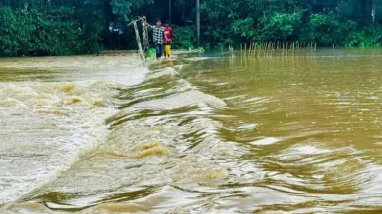পাহাড়ি ঢলে কমলগঞ্জের দুইটি গ্রাম প্লাবিত