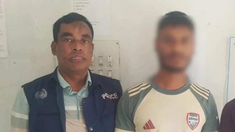 কুমিল্লায় কিশোর গ্যাং লিডার ছাব্বির আটক