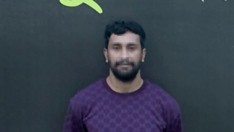 বাগেরহাটে আমির হামজা হত্যা মামলার আসামি গ্রেফতার
