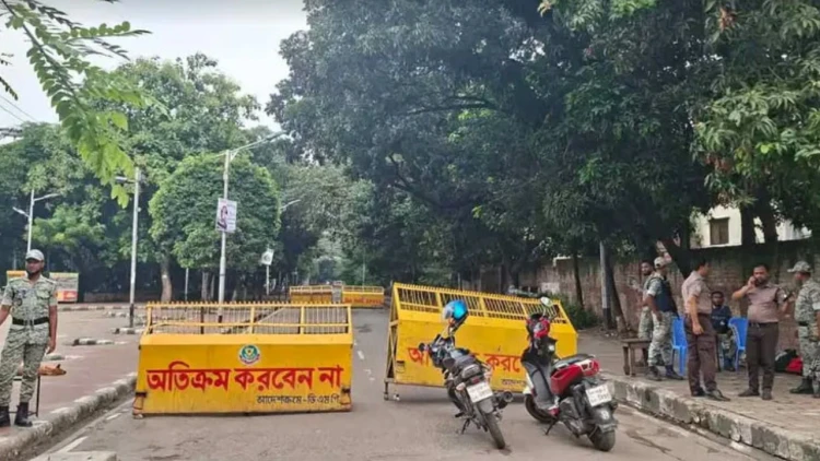 আ. লীগের প্রতিষ্ঠাবার্ষিকী: দেশজুড়ে কঠোর নিরাপত্তা ও সেনা মোতায়েন
