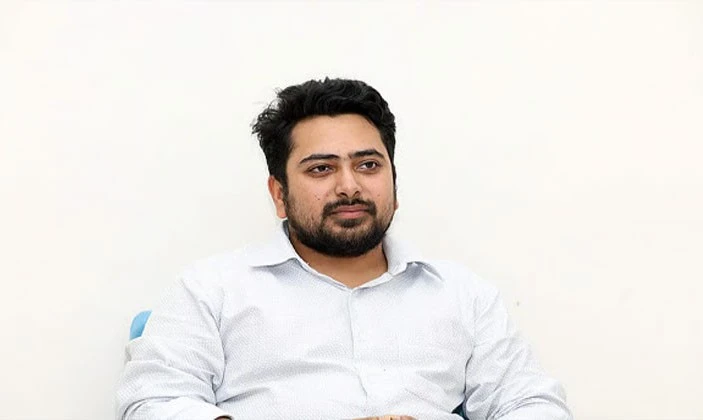 বিচার প্রক্রিয়া দৃশ্যমান না হলে সরকার সংকটে পড়বে: নাহিদ ইসলাম