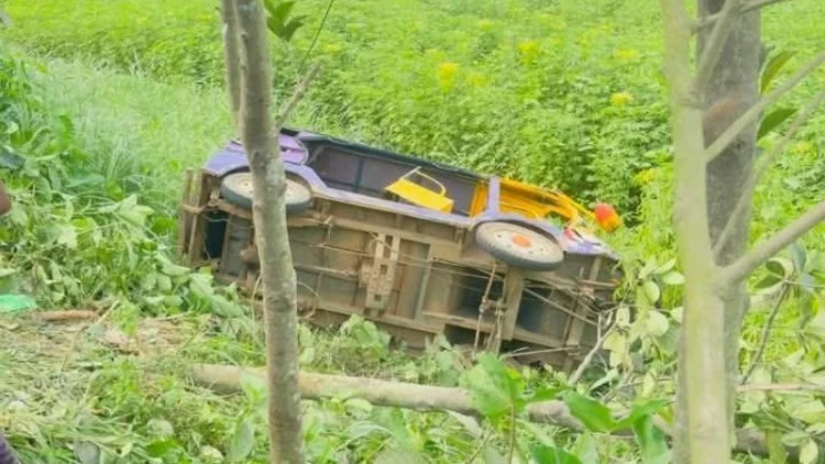 টাঙ্গাইলে সড়ক দুর্ঘটনায় নিহত ১