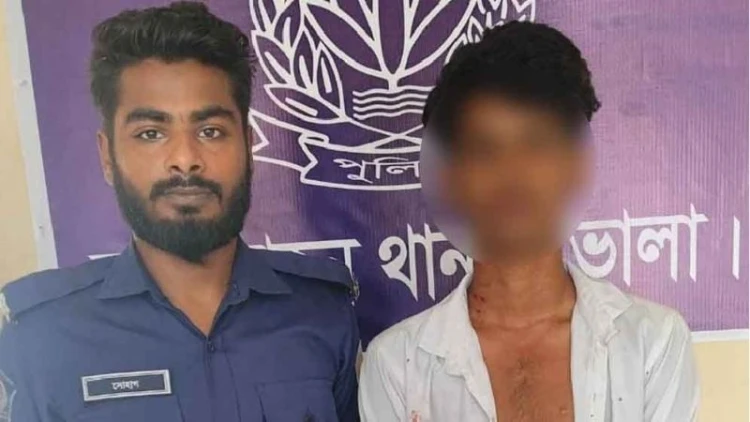 লালমোহনে কলেজছাত্রকে খুন করে স্কুলছাত্রের আত্মসমর্পণ
